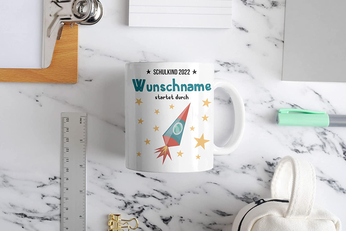 Schulkind 2022 Tasse personalisiert mit Namen, Namenstasse, persönliche Geschenke zur Einschulung