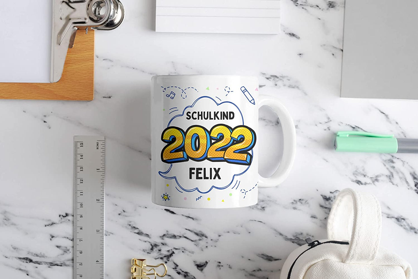 Schulkind 2022 Tasse personalisiert mit Namen, Namenstasse, persönliche Geschenke zur Einschulung